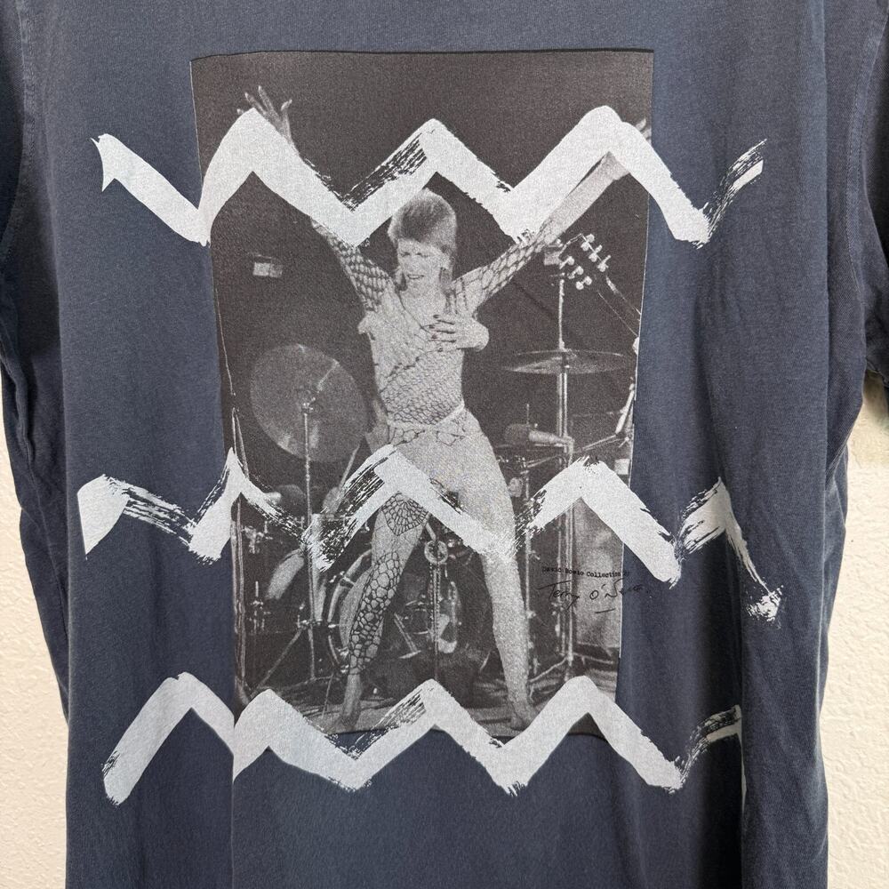 David Bowie Shirt Men Large XL Terry Oneill Graphic Tshirt Vintage Concert Tees - Picture 4 of 9